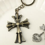 Memorial Flared Cross design key chain from fashioncraft